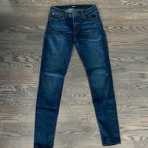 Mid-rise, dark wash Hudson jeans SKINNY